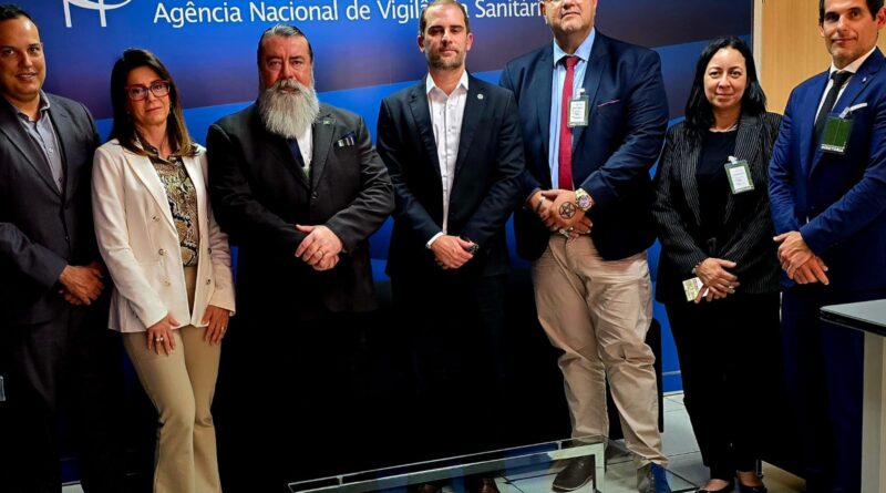 Visita a ANVISA após a Congresso Nacional em sessão sobre a qualidade e fiscalização